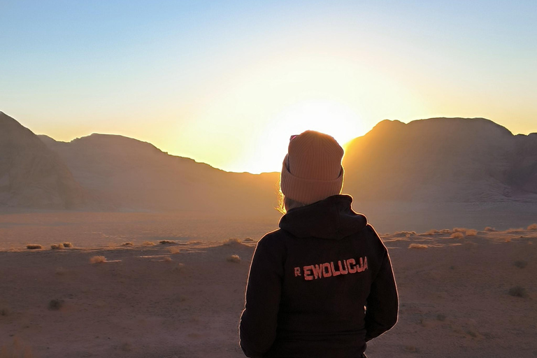 WADI RUM: HALBTAG JEEP TOUR am Morgen oder bei SonnenuntergangHALBTAG JEEP TOUR ohne Mittagessen