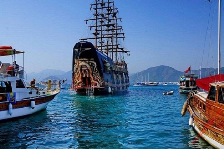 Wycieczka piracka łodzią w Icmeler, lunch i napoje bez ograniczeńRejs piracki w Icmeler, lunch i napoje bez ograniczeń