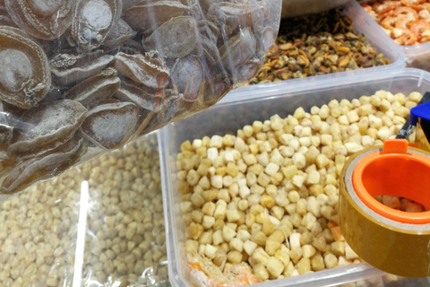 Guangzhou: Dried Seafood Market & Yum Cha Experience