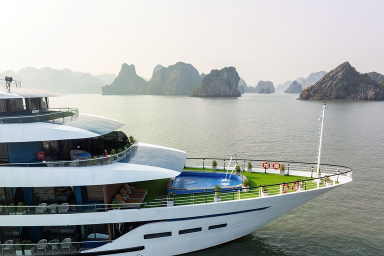 Hanoi: 2-Day Ha Long, Lan Ha 5-Star Cruise w/ Balcony Cabin Bay Light Suite with private balcony and bathtub (1st floor)