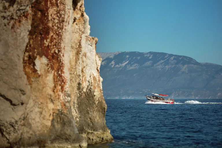 Zakynthos: Shipwreck Beach and Blue Caves Boat Tour Zakynthos: Shipwreck Beach and Blue Caves Boat Tour