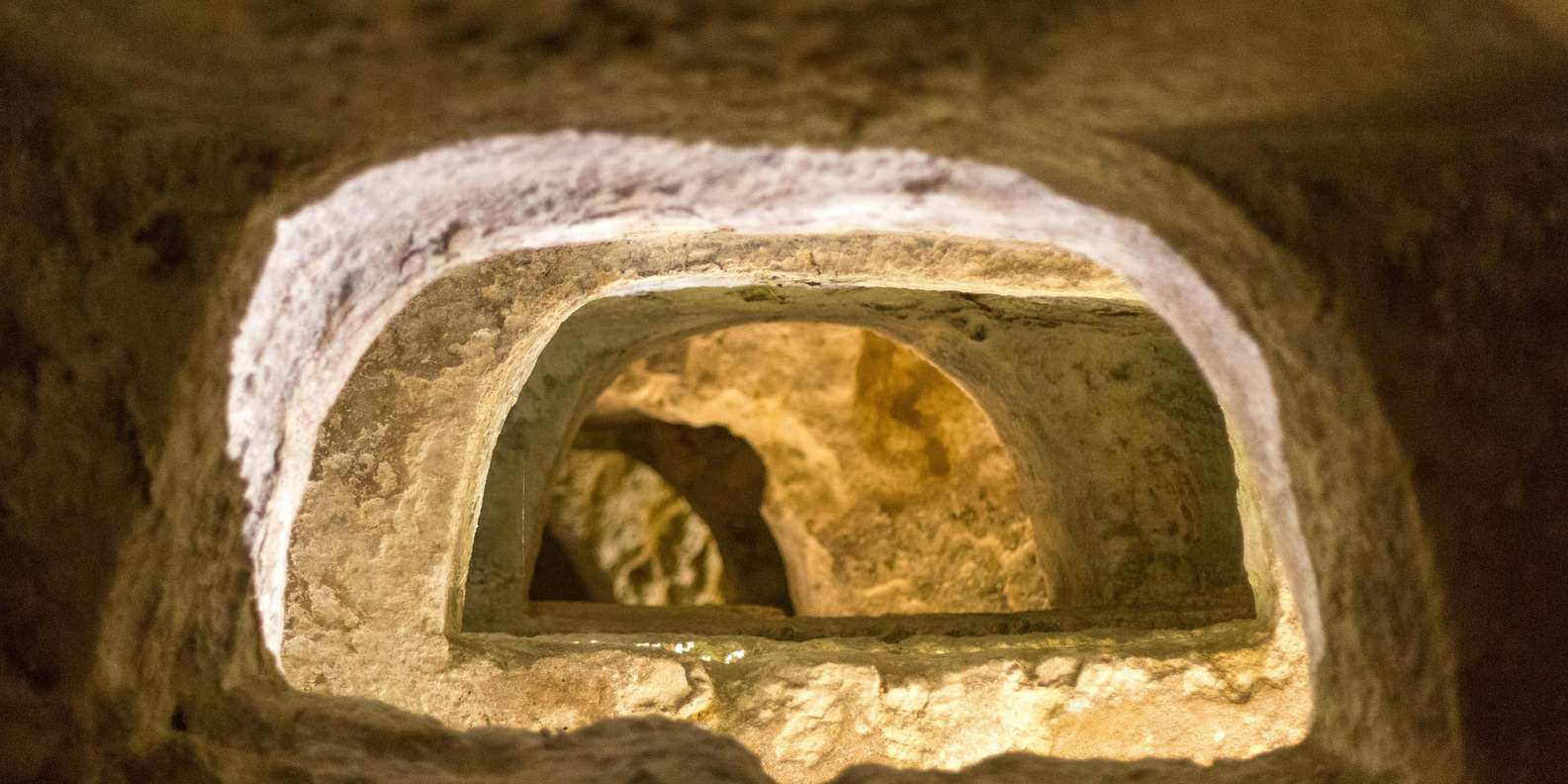 Rome: Crypts and Catacombs - The Darker side of Rome Tour