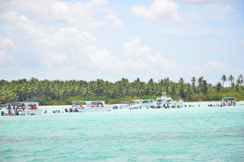 Punta Cana: Saona Island in a Small Group (Max. 20) – Return Speedboat Punta Cana: Saona Island in a Small Group (Max. 20) – Speedboat Return Trip