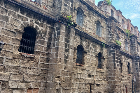 Manila: Weekend History, Food Crawl & Nightlife Tour