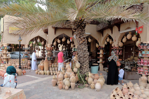 Private Historical Tour - Nizwa Fort, Bahla, Jabreen Castle