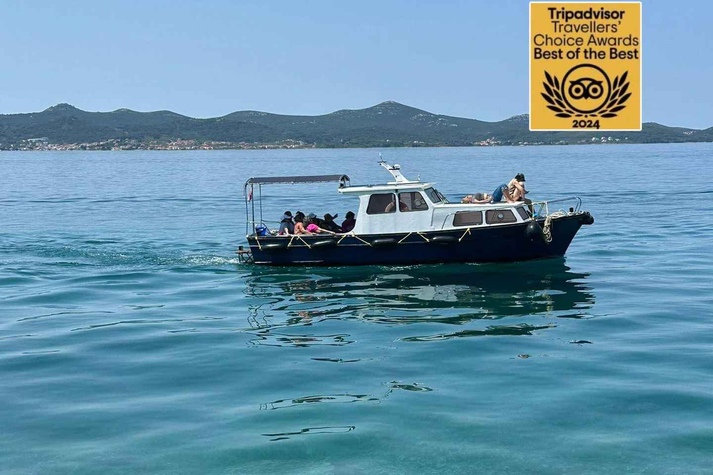 Zadar: Wooden Boat half day Adventure with drinks