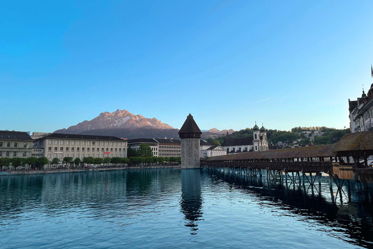 Lucerne : visite en petit groupe du mont Pilate, traversée du « Chemin de fer de l&#039;enfer »Option estivale Pilatus Golden Tour
