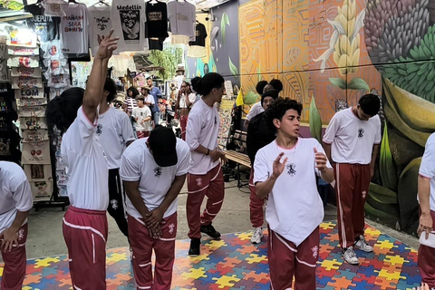 Comuna 13 Full Experience | Subway, Metrocable, Street Art and Culture. Comuna 13 Full Experience | Metro, Metrocable, Street Art and Culture.