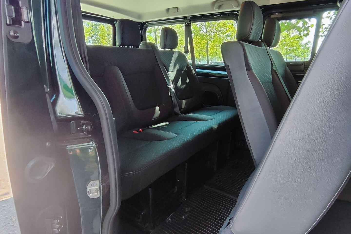 Private Transfer from Lucerne to Zurich Airport