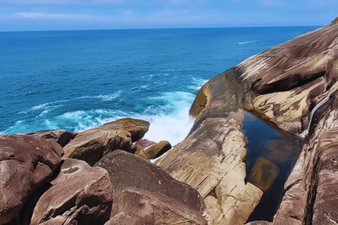 Saco Bravo Waterfall in Paraty-RJ - Hiking on the Green Coast Saco Bravo Waterfall in Paraty-RJ - Hike on the Costa Verde