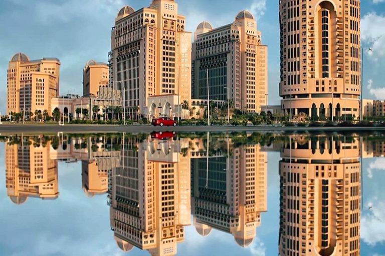 Doha: Guided City Tour With All Attractions, Pickup/Drop-Off Group City Tour
