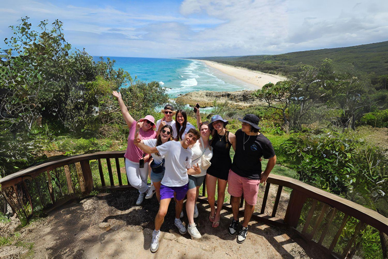 Isola di North Stradbroke: Escursione di un giorno con la fauna selvatica e la spiaggia8:30 YHA Brisbane City Servizio di prelievo