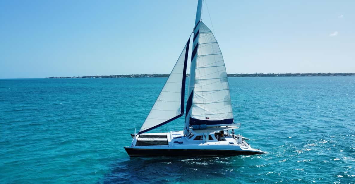 Bahamas: Swimming Pigs & Snorkeling Cruise with Lunch & Rum — a boat tour from Nassau, Bahamas