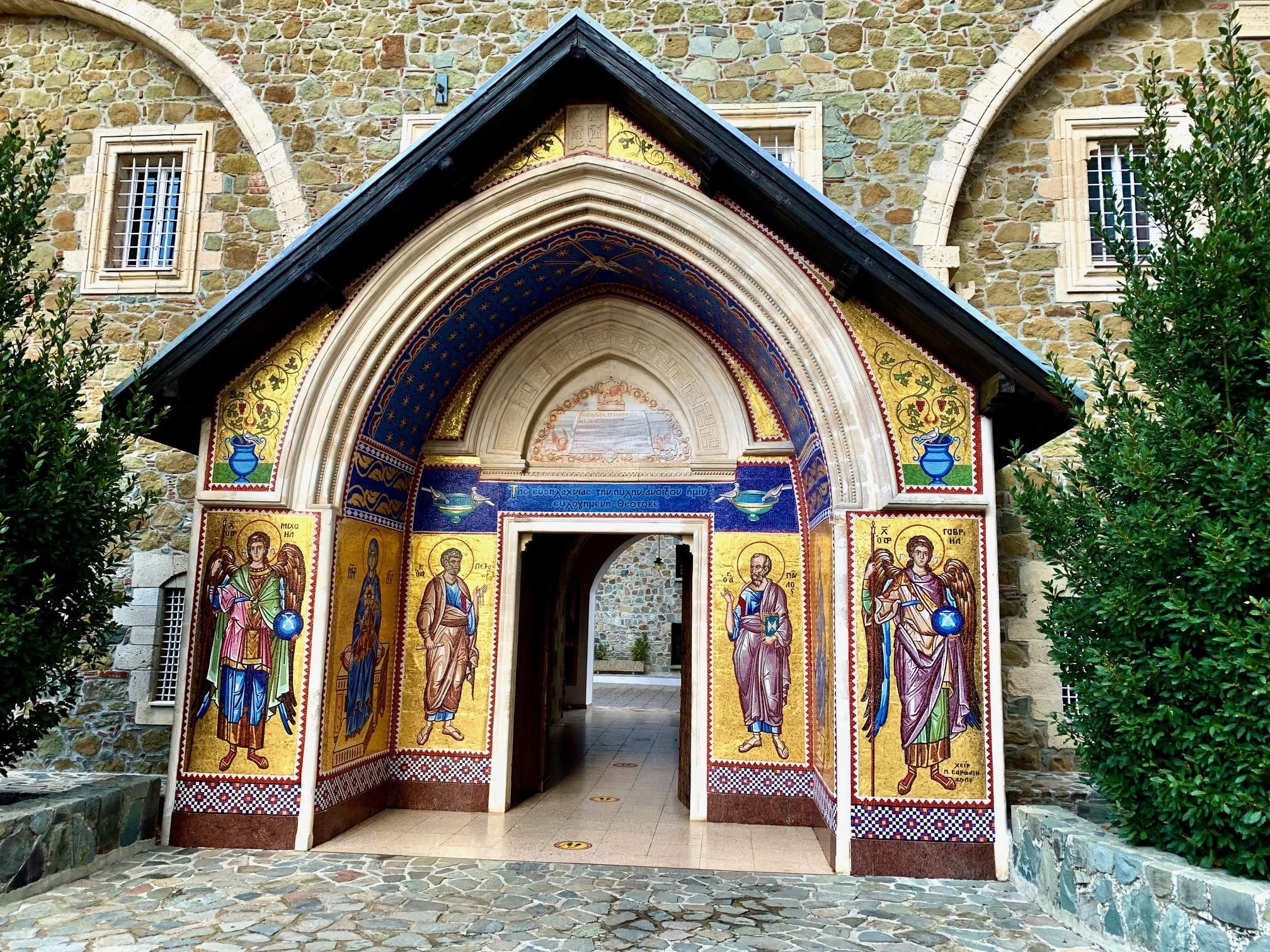 Tour zum Kloster Kykkos und ins Troodos-Gebirge – mit persönlichem Guide