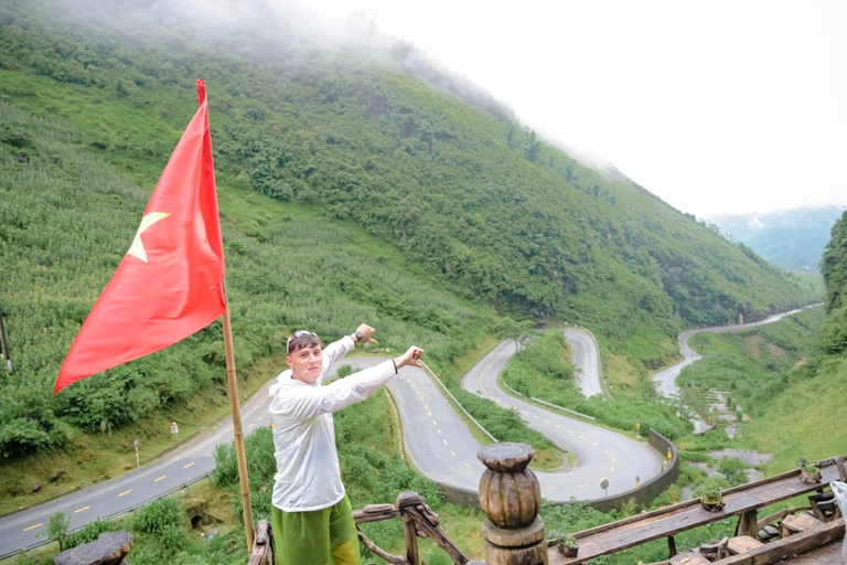 Ha Giang Loop: 3-Day Private Tour by Modern Open-Air Jeep