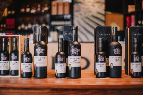 Lizbona: Degustacja wina porto w Taylor&#039;s Shop and Tasting Room