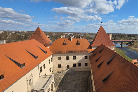 From Riga: Bauska Castle & Rundāle Palace Half Day Trip