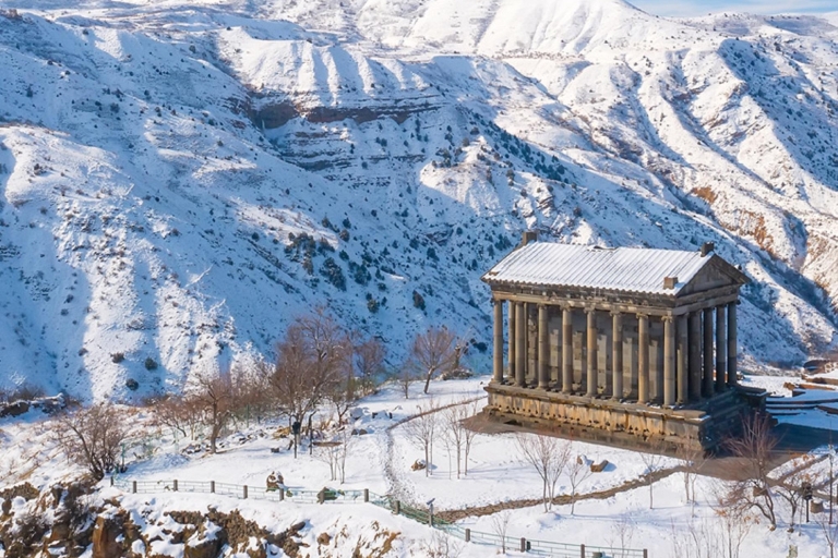 Excursión de un día de Ereván a Tiflis: Descubriendo las Maravillas Transculturales
