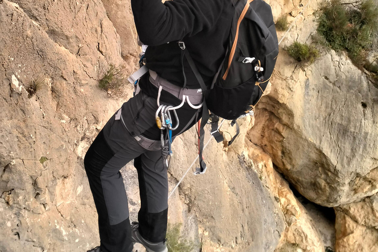 Via ferrata with 130-meter zip line in Elda Via ferrata with a 130-meter zipline in Elda