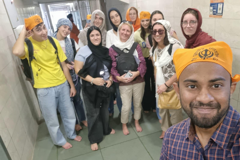 Delhi: tour mattutino spirituale, visita ai templi e colazione