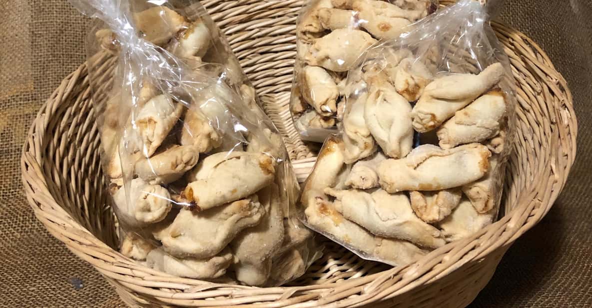 Afbeelding 39 van Matera: Proeverij van lokale producten en wijn in oude grotten in de Sassi