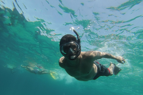 Marseille: Snorklingsäventyr i Endoume med snacks och dryckMarseille: Endoume snorkling äventyr med snacks och drycker