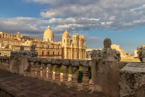 Excursion to Noto, Modica and Ragusa from Syracuse with lunch included