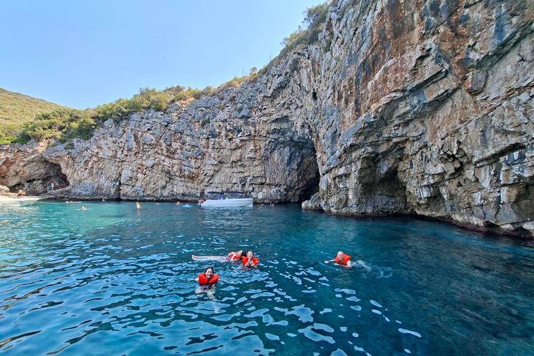 4-Hour Boka Bay Tour
