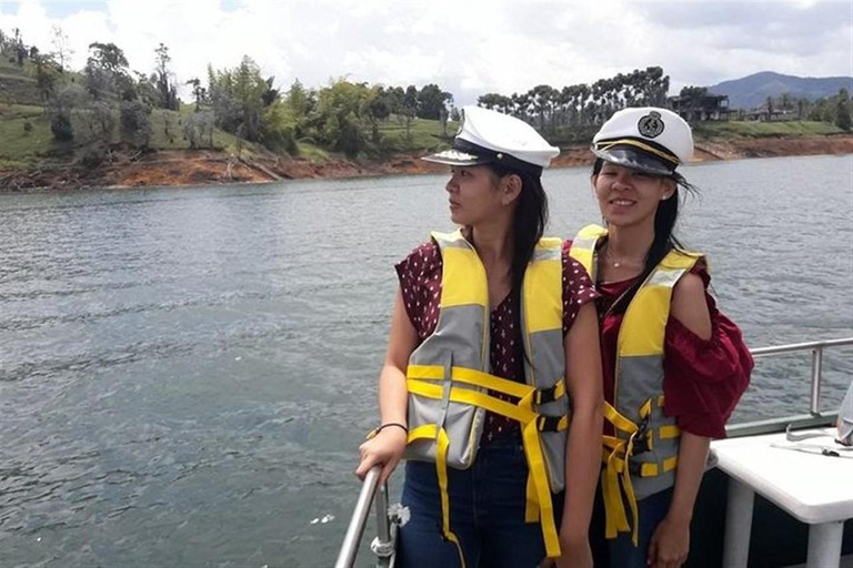 Medellín: Full Day Private Pablo Escobar Tour incl. Guatape