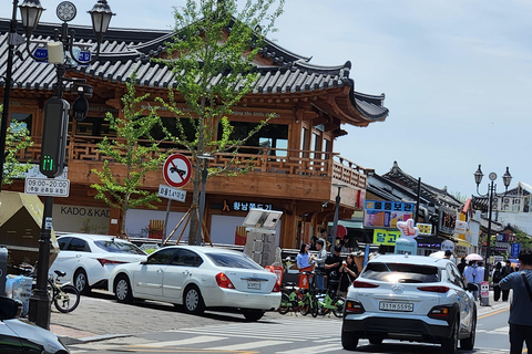 Busan: Excursão compartilhada para ver o pôr do sol em Gyeongju em van de luxoBusan: Excursão compartilhada para ver o pôr do sol em Gyeongju em uma van de luxo