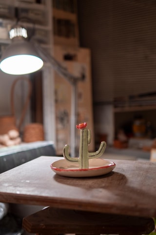 Bologna: clay and hand modeling, create a unique object