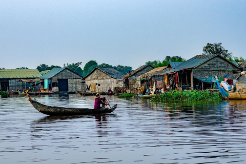 Siem Reap: Crucero por el Pueblo Flotante de Tonle Sap y Granja de Lotos