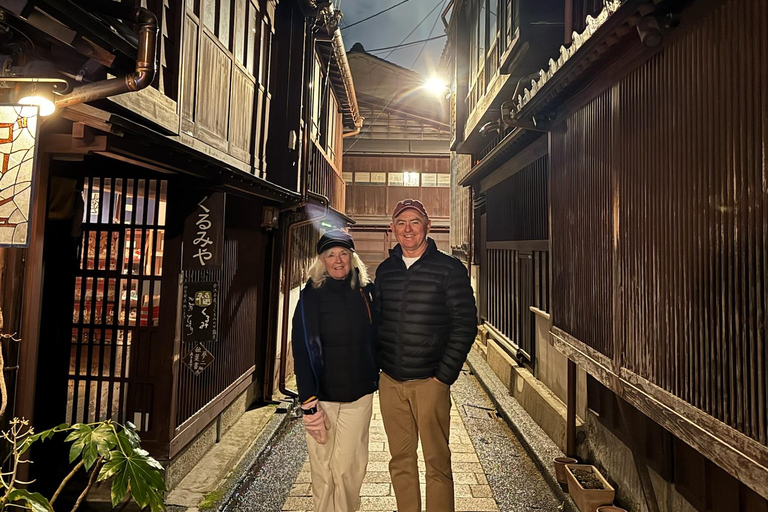 Kanazawa Night Tour with Matcha Experience