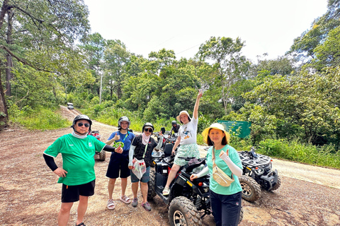 Chiang Mai: Ethisch olifantenopvangcentrum en ATV avontuur2 uur ATV- en heiligdombezoek met lunch en transfer