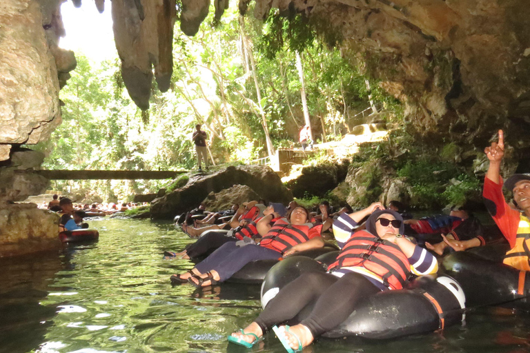 GROTTE DE JOMBLANG ET GROTTE DE PINDUL RIVIÈRE EN TUBING