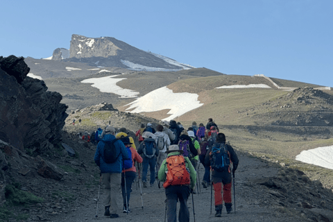 Excursion exclusive en 4x4 dans la Sierra Nevada au départ de Grenade