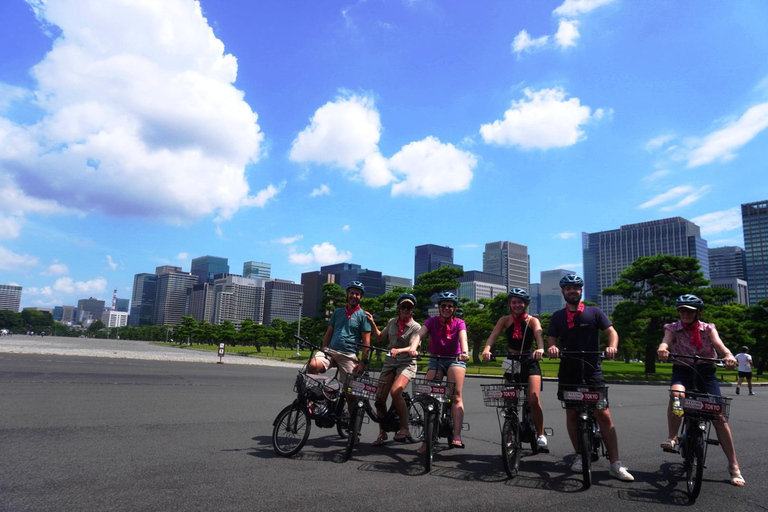 Visite en petit groupe de 3 heures à Tokyo en bicyclette à assistance électrique.