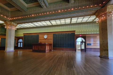 Art Institute of Chicago Express Highlights Tour