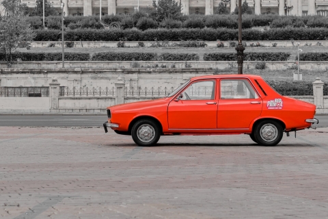 Boekarest: Natural Delta and Communism Tour in een Dacia uit de jaren 80Standaard optie