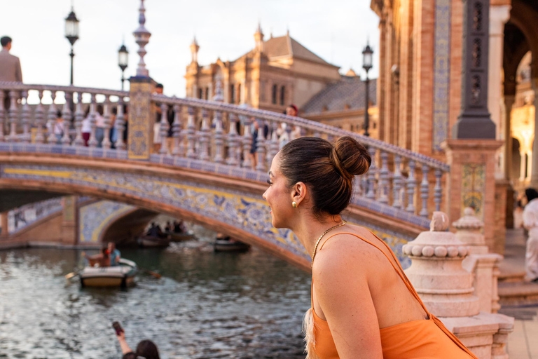 Seville: Professional Photoshoot and Video Photography and Video Portrait Session: 1.5 hour