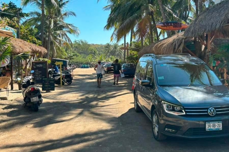 Oaxaca : transfert privé aller simple vers Puerto EscondidoUn van pour jusqu'à 6 passagers