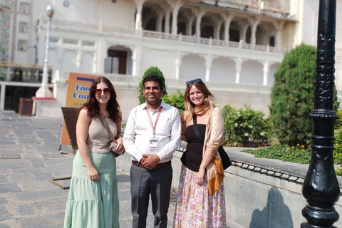 Udaipur City Palace Tour with Entry Ticket & Guide