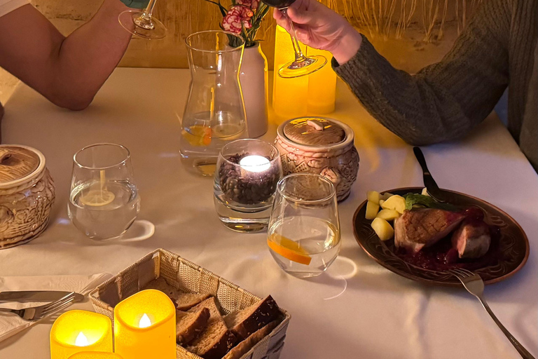 Warsaw: Romantic Chopin-Style Dinner (with/without Concert) Warsaw: Romantic Chopin-Style Dinner