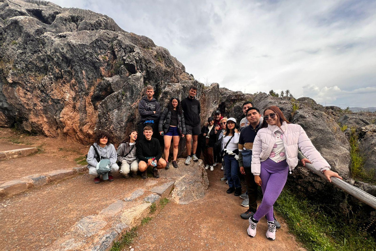 Cusco: City Tour Tour de Medio Día con Sacsayhuamán y Q’enqo Cusco: Morning City Tour with an Andean Dance Experience