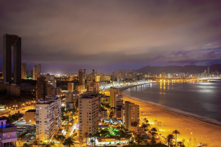 Cartagena: One Night in Rooftops and nightclubs of Colombia