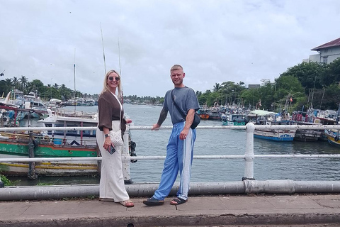 Negombo: Private City Tour by Tuk Tuk with Hotel Pickup