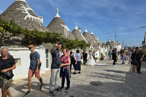 Guided Tour in Alberobello: Discover the Trulli with an Expert Local Guide