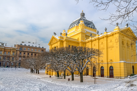 Zagreb: Private Guided Tour with Your Mobile Phone Zagreb: The Gradec Code and the Stone Gate with Kit and Live Guide