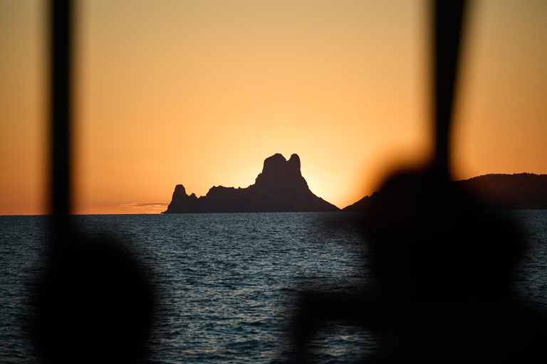 Ibiza: Formentera Boat Cruise, Bike Adventure & Sunset Party Ibiza: Formentera Boat Cruise, Formentera & Sunset Party