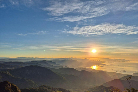 Paraty: Pedra da Macela Trekking - Sunrise - with Transfer